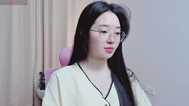 Snapshot of Miu-999 chatting on March 9, 2:04 am Miu-999 online show from March 9, 2:04 am