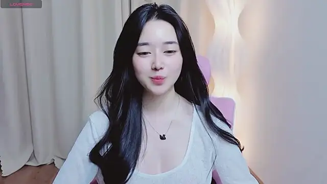 Snapshot of Miu-999 chatting on April 1, 1:41 pm Miu-999 online show from April 1, 1:41 pm