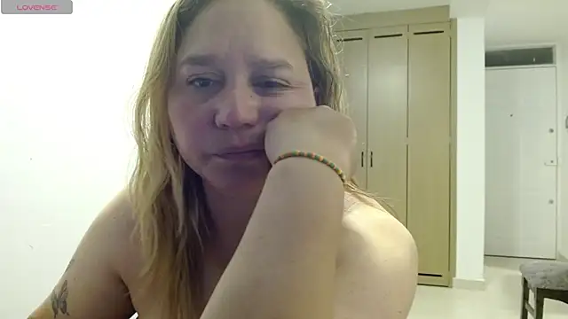 haashkyo online show from April 28, 3:44 am