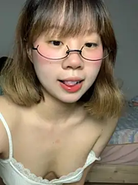 Snapshot of zhaomosheng125216 chatting on July 6, 3:14 am zhaomosheng125216 online show from July 6, 3:14 am