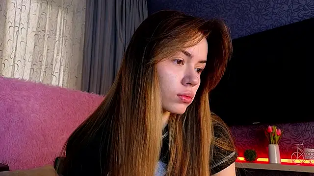 telari0l0ve online show from February 1, 9:08 am