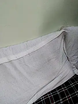 Snapshot of Kavya_Rathore chatting on October 24, 6:10 am Kavya Rathore online show from October 24, 6:10 am