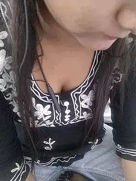 Kavya Rathore online show from November 20, 5:51 am