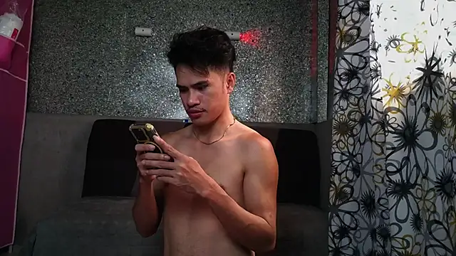 urbillyboi online show from February 7, 5:55 am