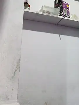 poojam93 online show from October 6, 2:20 am