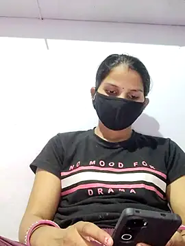 poojam93 online show from October 6, 2:58 pm