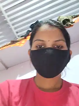 Snapshot of poojam93 chatting on November 26, 2:01 am poojam93 online show from November 26, 2:01 am