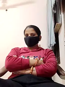 Snapshot of poojam93 chatting on December 15, 3:27 pm poojam93 online show from December 15, 3:27 pm