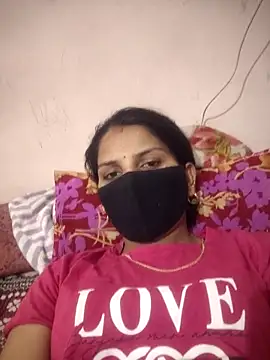 poojam93 online show from May 11, 3:07 pm