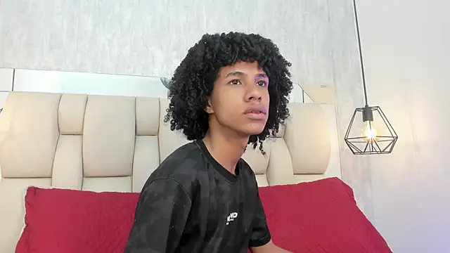 Snapshot of Johan_gz_ chatting on September 18, 11:45 am Johan gz  online show from September 18, 11:45 am