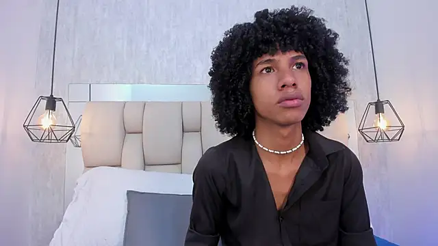 Snapshot of Johan_gz_ chatting on October 6, 11:51 am Johan gz  online show from October 6, 11:51 am