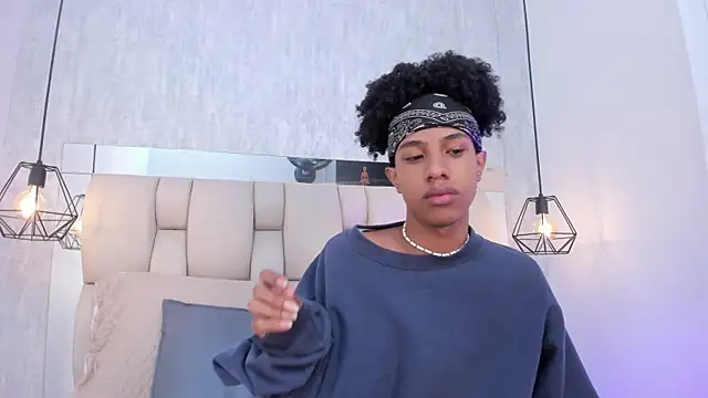 Snapshot of Johan_gz_ chatting on October 7, 11:29 am Johan gz  online show from October 7, 11:29 am