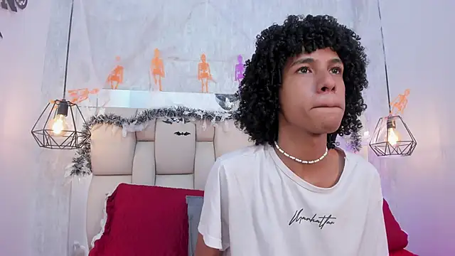 Snapshot of Johan_gz_ chatting on October 20, 12:27 pm Johan gz  online show from October 20, 12:27 pm