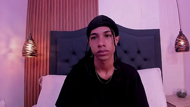 Johan gz  online show from May 6, 11:37 am