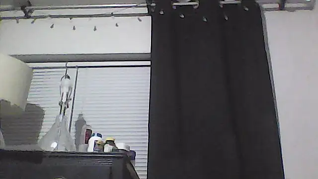 sarahkat86 online show from January 13, 1:22 am