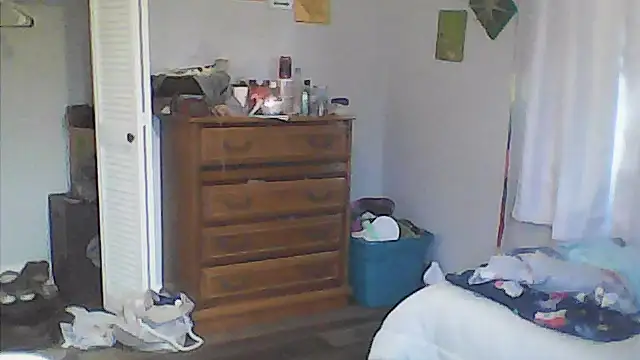 sarahkat86 online show from May 13, 10:49 pm