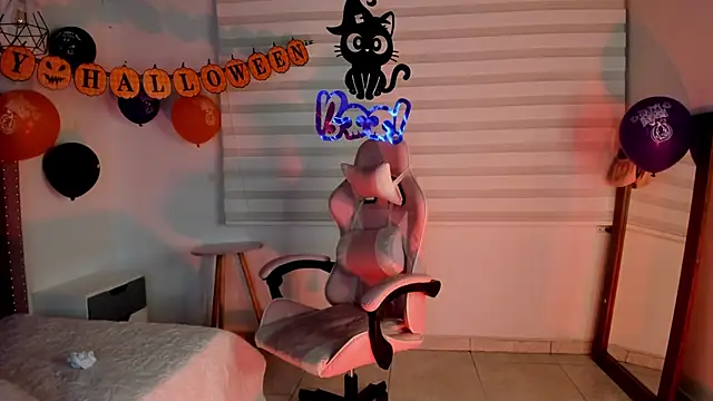 Jade rey  online show from October 26, 3:34 am