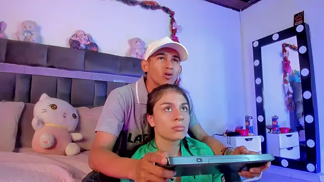 Jade rey  online show from January 18, 3:10 am