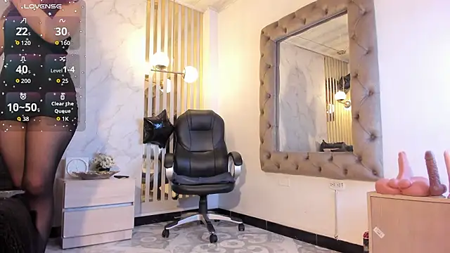 Ariagh  online show from January 17, 7:39 pm