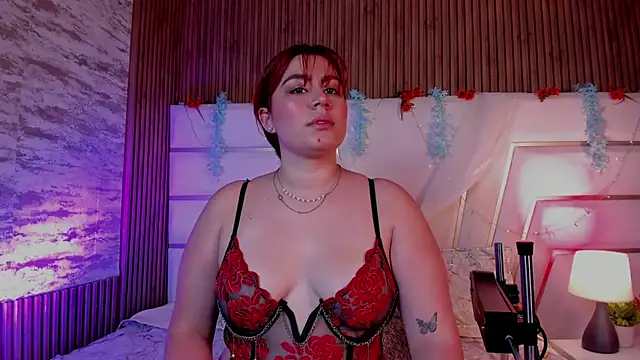 AdelaTaylor online show from September 19, 8:20 pm