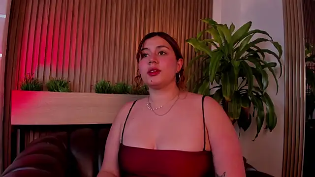 AdelaTaylor online show from October 5, 10:07 pm