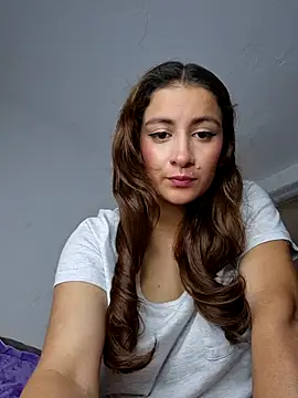 aytanna torrez online show from September 24, 6:33 pm