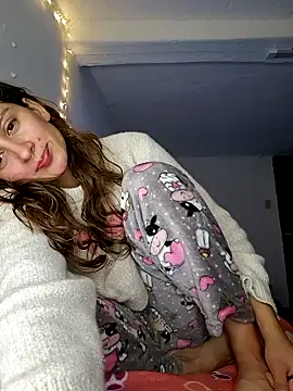 aytanna torrez online show from December 23, 1:36 am