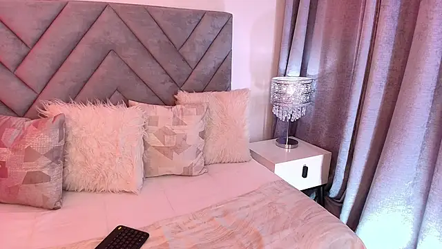 sara owens7 online show from March 26, 1:22 am