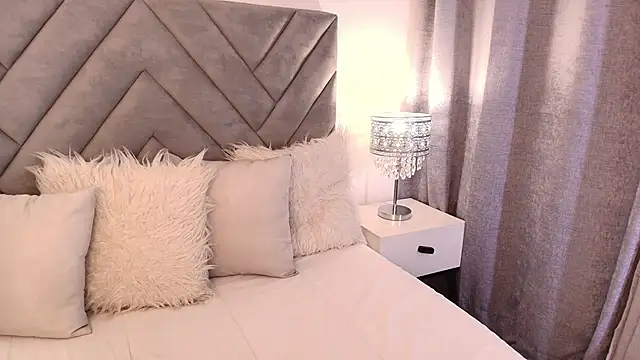 sara owens7 online show from May 21, 1:56 am