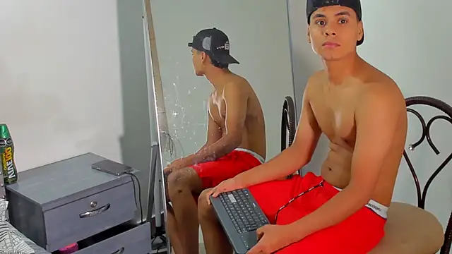 soyjustim online show from September 9, 12:43 am