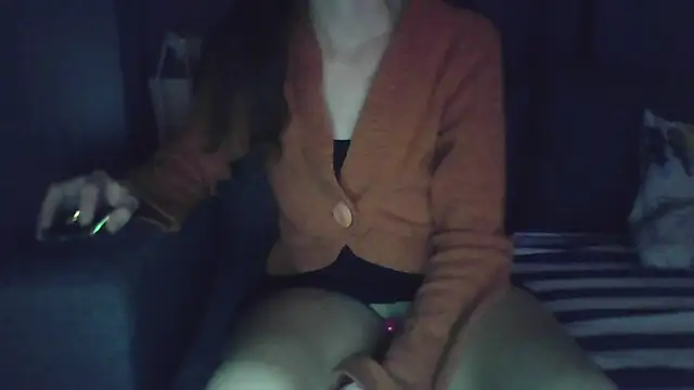 Snapshot of tchotte chatting on November 10, 8:08 pm tchotte online show from November 10, 8:08 pm