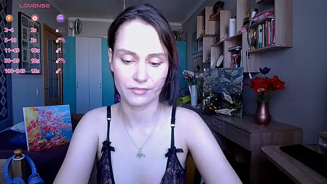 Snapshot of worsh1p_me chatting on May 17, 1:29 pm worsh1p me online show from May 17, 1:29 pm