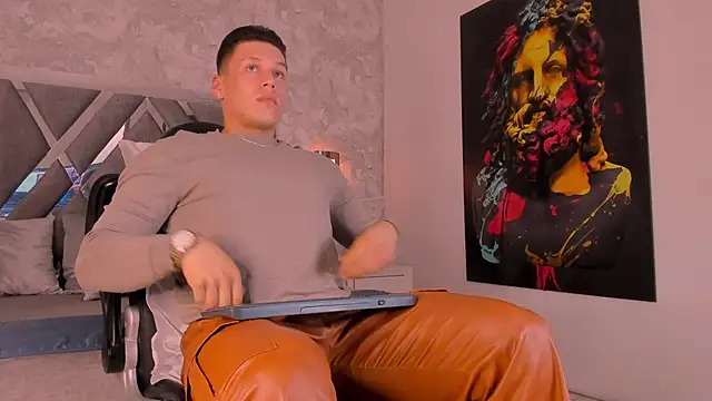 Snapshot of niklas_braun chatting on September 12, 7:47 pm niklas braun online show from September 12, 7:47 pm