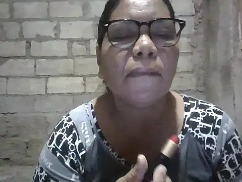 Snapshot of xxbernxxx chatting on September 18, 9:22 am xxbernxxx online show from September 18, 9:22 am