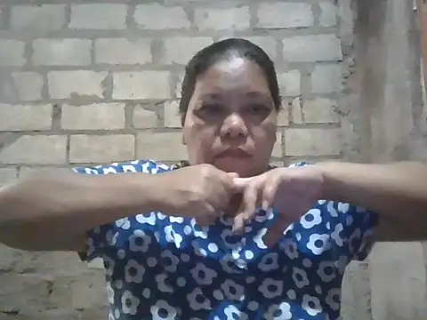 Snapshot of xxbernxxx chatting on October 18, 2:03 am xxbernxxx online show from October 18, 2:03 am