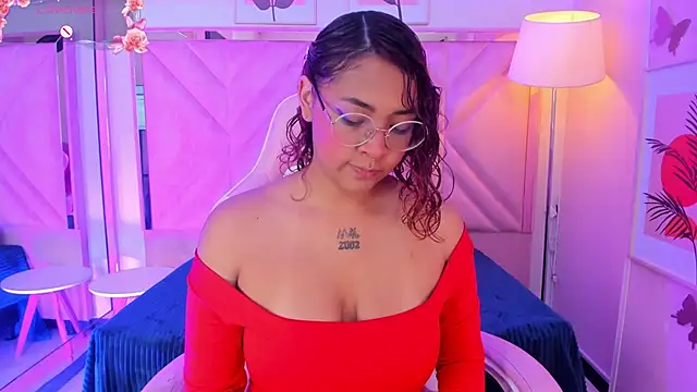 Olivejoness online show from December 20, 8:49 pm