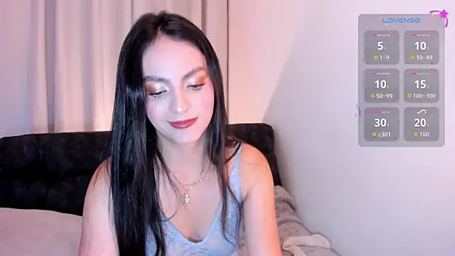 Snapshot of sarah_saenz_ chatting on April 28, 5:56 am sarah saenz online show from April 28, 5:56 am