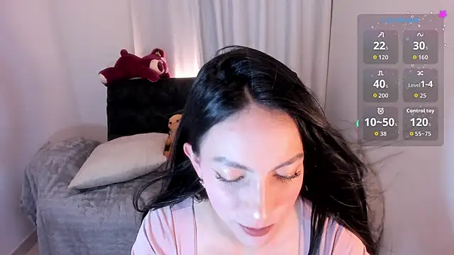 Snapshot of sarah_saenz_ chatting on May 21, 5:36 am sarah saenz online show from May 21, 5:36 am