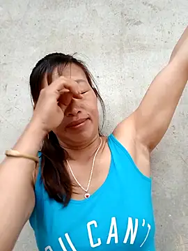 Snapshot of ngocngoc_cute chatting on September 9, 3:17 am ngocngoc cute online show from September 9, 3:17 am