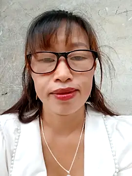Snapshot of ngocngoc_cute chatting on September 18, 1:40 am ngocngoc cute online show from September 18, 1:40 am