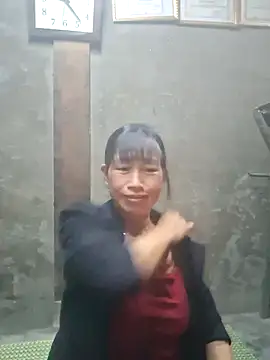 Snapshot of ngocngoc_cute chatting on October 29, 2:19 pm ngocngoc cute online show from October 29, 2:19 pm