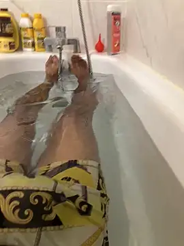 metissebmlongue online show from September 25, 4:43 pm