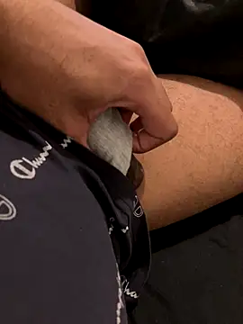 metissebmlongue online show from December 16, 3:33 am