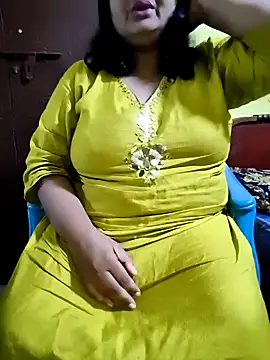 Snapshot of Swapna_Hyd chatting on September 29, 4:17 am Swapna Hyd online show from September 29, 4:17 am