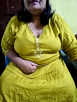 Snapshot of Swapna_Hyd chatting on October 3, 3:03 am Swapna Hyd online show from October 3, 3:03 am