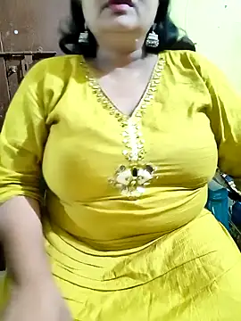 Snapshot of Swapna_Hyd chatting on October 23, 4:28 pm Swapna Hyd online show from October 23, 4:28 pm