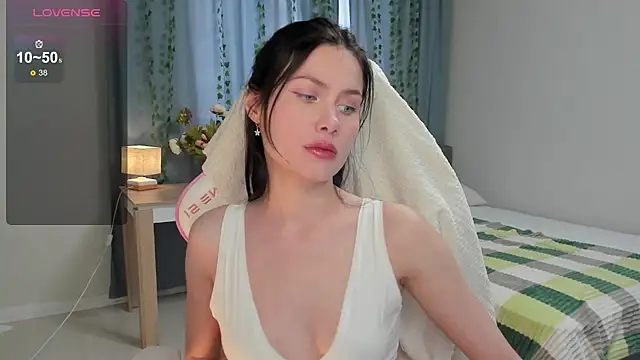 Vanellopes online show from May 9, 1:27 pm
