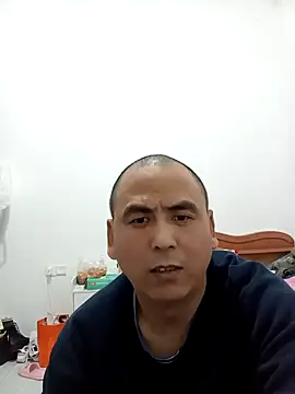 Snapshot of CWQ123 chatting on December 22, 8:11 am CWQ123 online show from December 22, 8:11 am