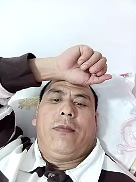 Snapshot of CWQ123 chatting on February 13, 2:35 pm CWQ123 online show from February 13, 2:35 pm