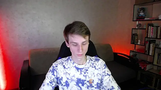 yes cute boy  online show from October 5, 9:18 am